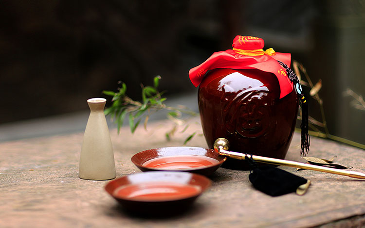 盘点被处罚了2630次的“鸿茅药酒”的广告